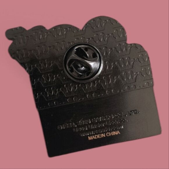 Hello Sanrio  Keroppi Frog Restaurant Blind Box Pin - Picture 3 of 3